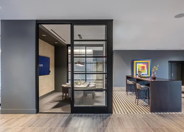 Cozysuites At Adeline *