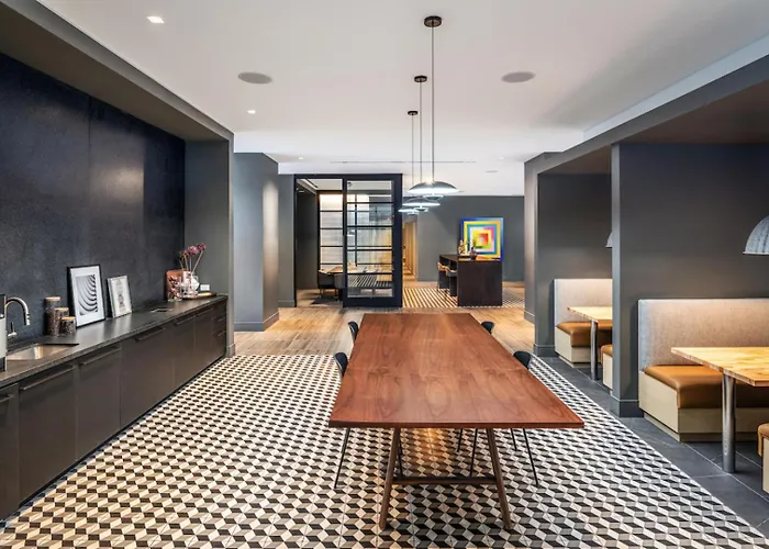 Cozysuites At Adeline Phoenix