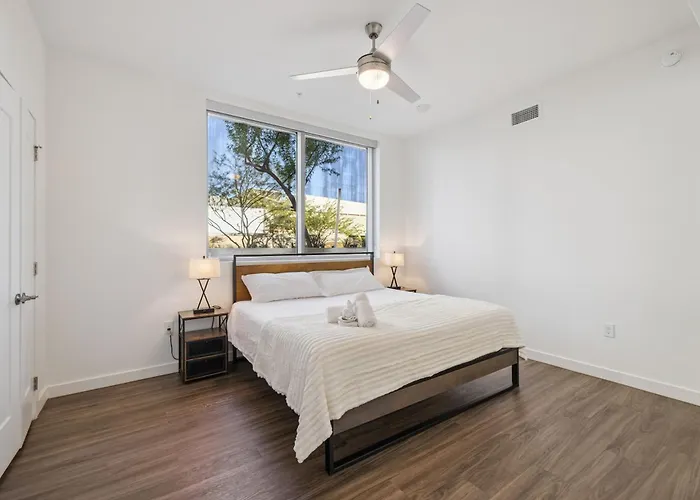 Cozysuites At Adeline
