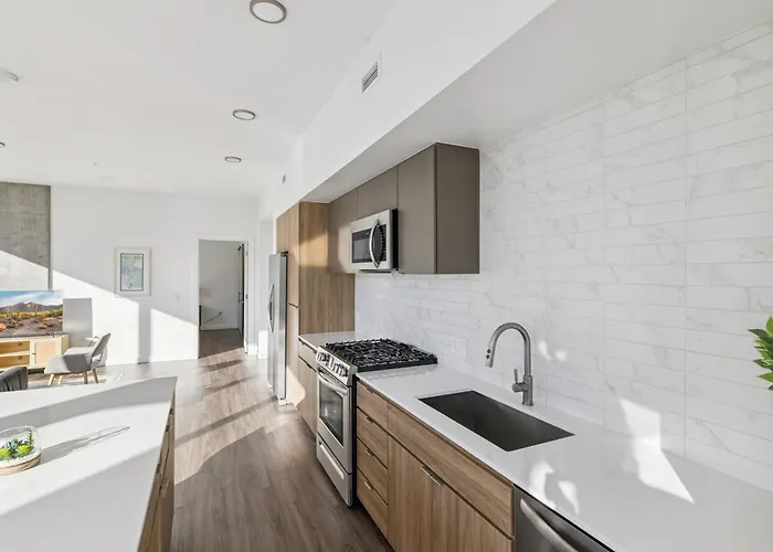 Cozysuites At Adeline Apartamento *