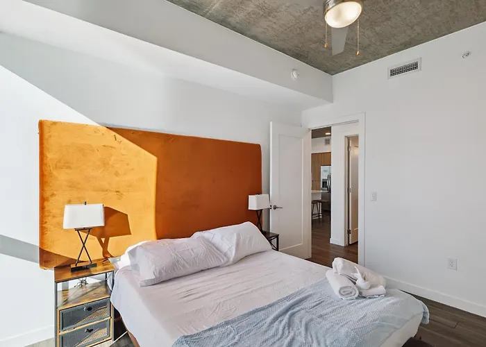 Cozysuites At Adeline *